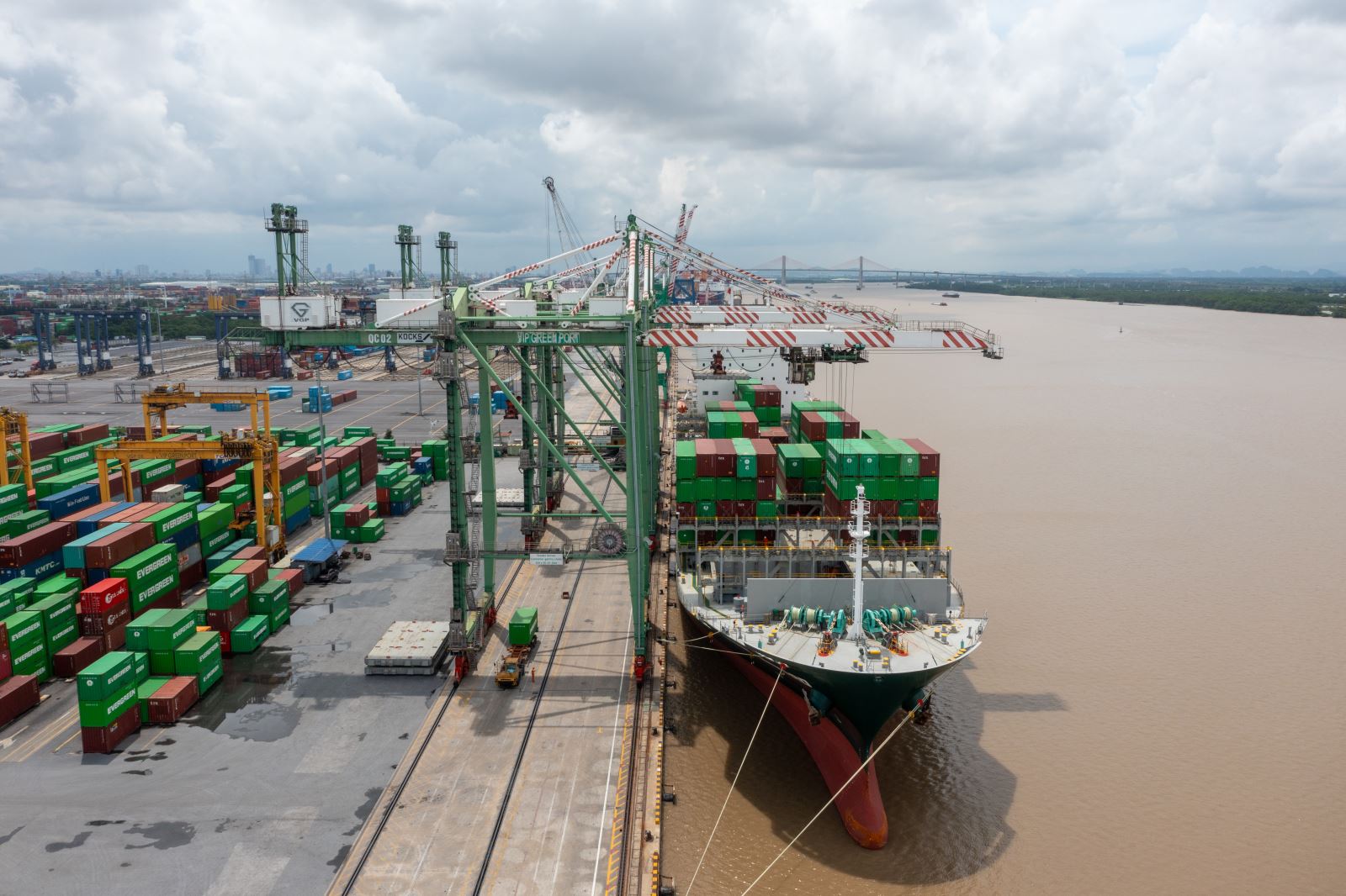 Welcome the first EVER ONWARD 0014-027N vessel on the newly launched NCI of EVERGREEN